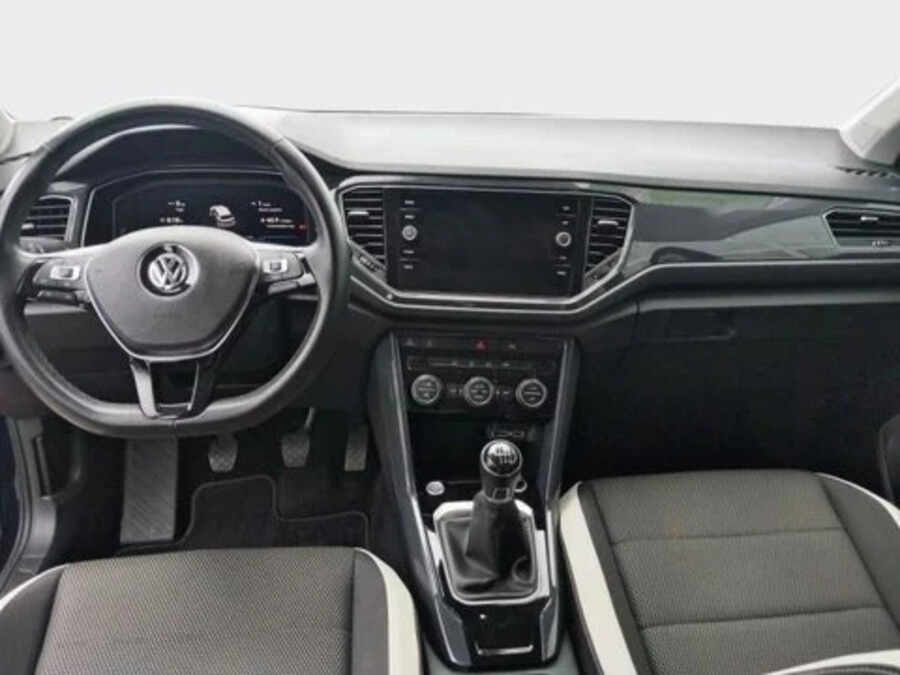 Volkswagen T-Roc (Photo 8)